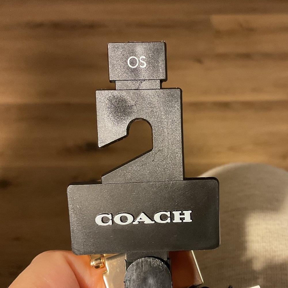 NWT COACH Logo Design Leather reversible Belt One Size - Picture 8 of 9